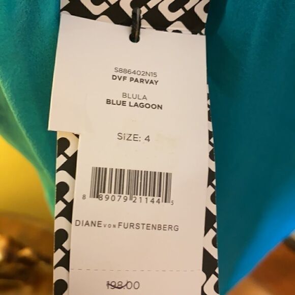 Diane Von Furstenberg, ‘Parvay' Sleeveless Silk Top, Size 4 - Picture 4 of 10